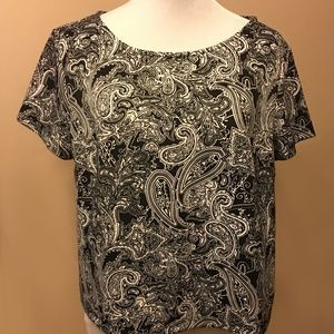 Roz and Ali Short Sleeve Paisley Stretch Blouse